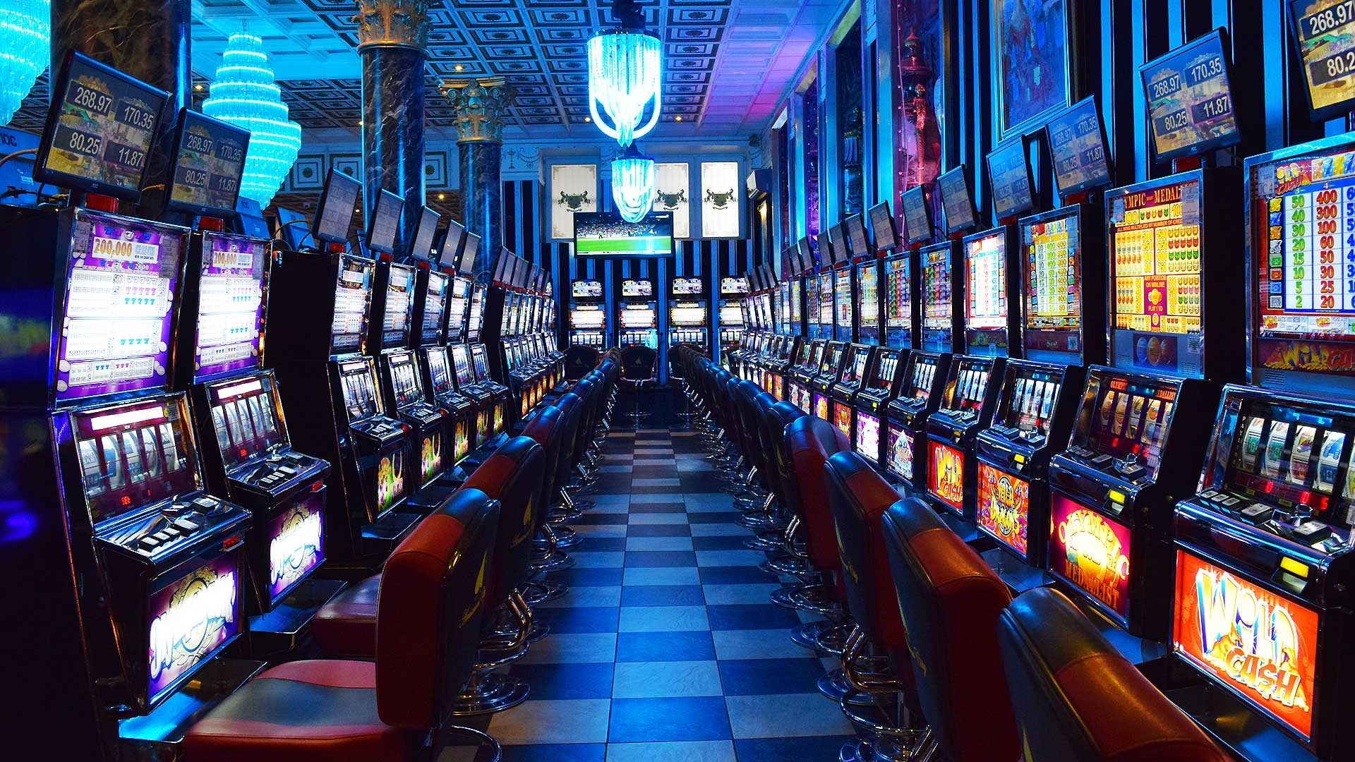 Poker Elleri Nasıl Güçlendirilir: Stratejik Analiz